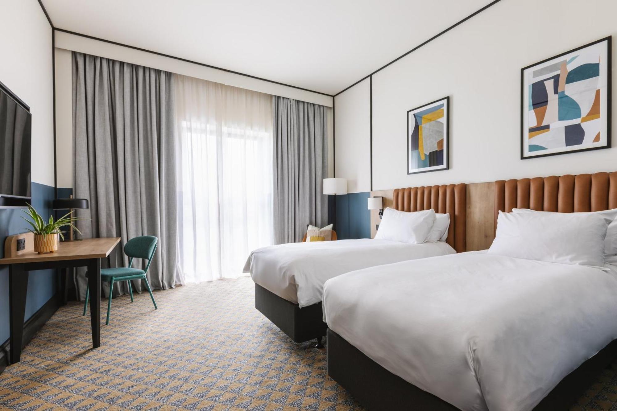 Hotel Voco By Ihg 4*